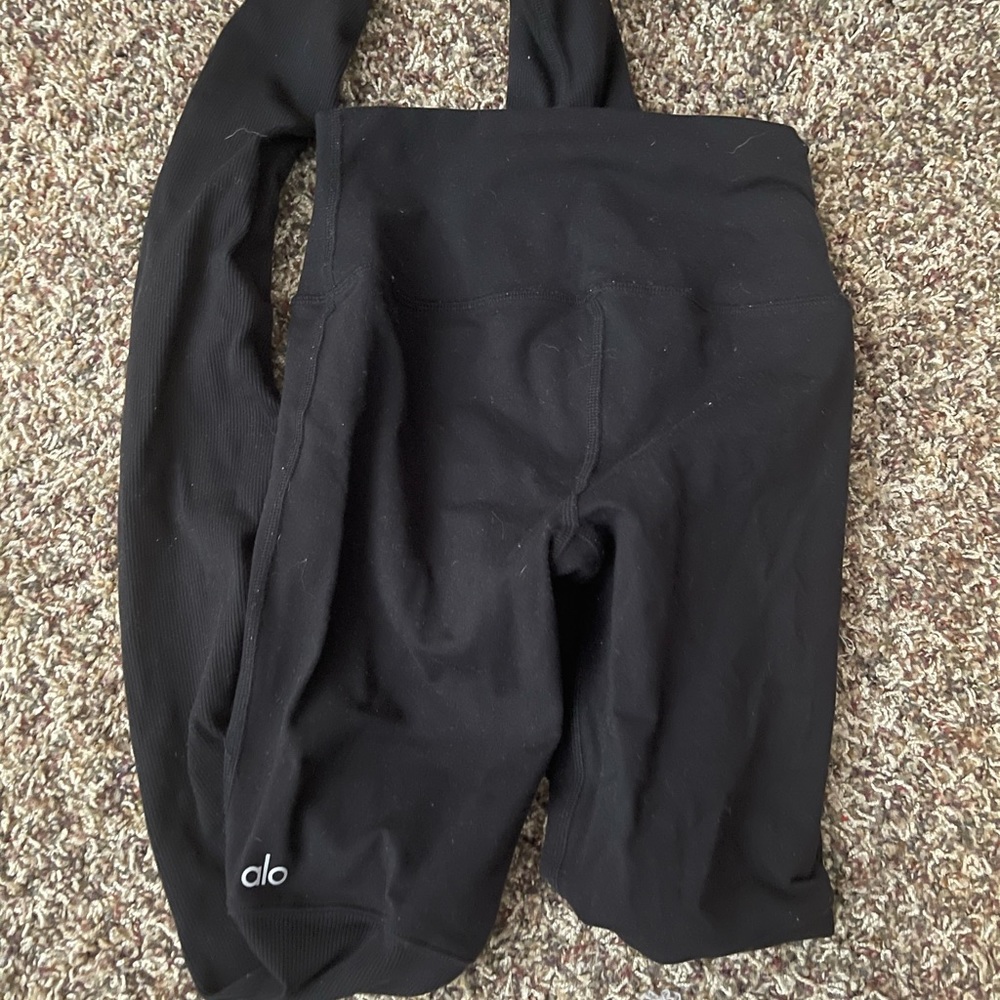 ALO goddess leggings